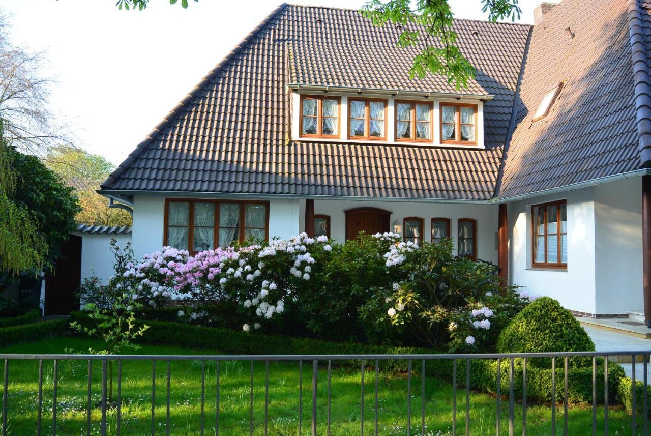 Apartment Am Buergerpark Бремерхафен Экстерьер фото